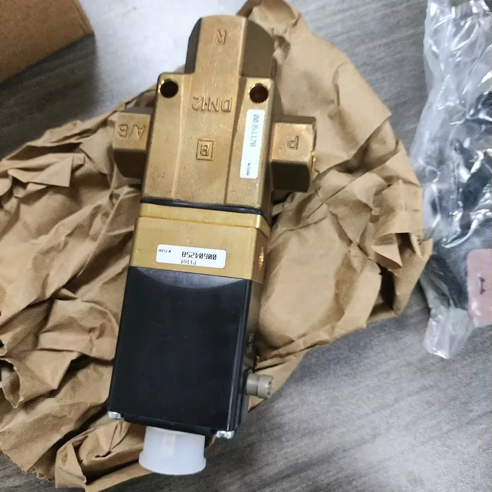 644005201 Solenoid Valve One-stop Sales of Industrial air Compressor Parts Manufacturer Customization Accepted Whole Series - Image 3