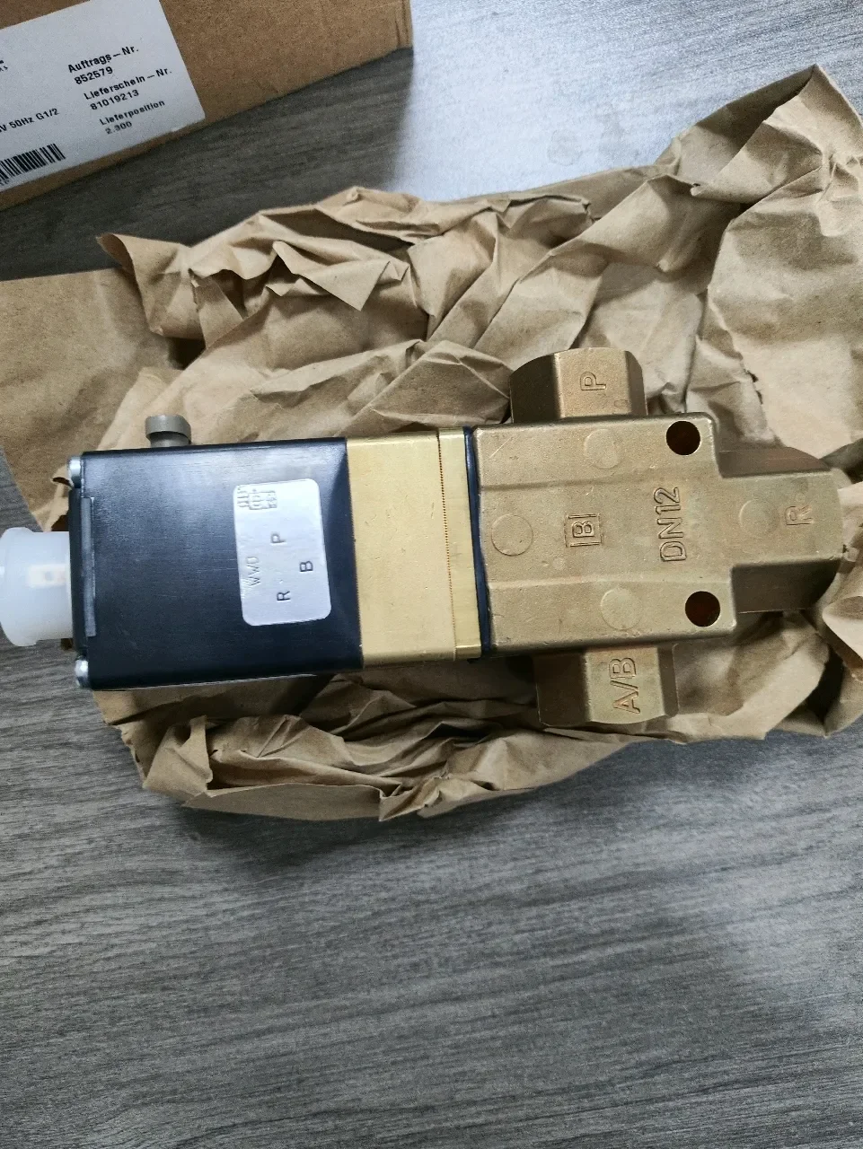 644005201 Solenoid Valve One-stop Sales of Industrial air Compressor Parts Manufacturer Customization Accepted Whole Series - Image 5