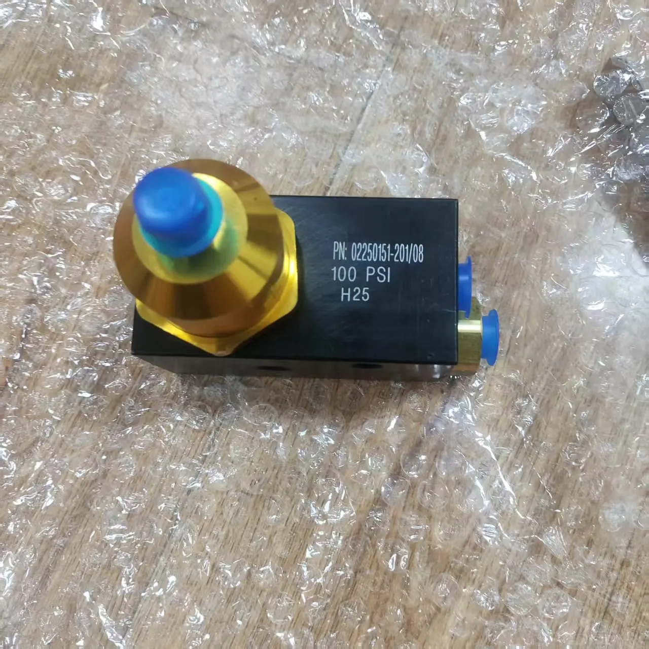 02250151-201 Solenoid Valve Original Sullair Industrial Screw air Compressor Spare Parts with High Efficiency - Image 3