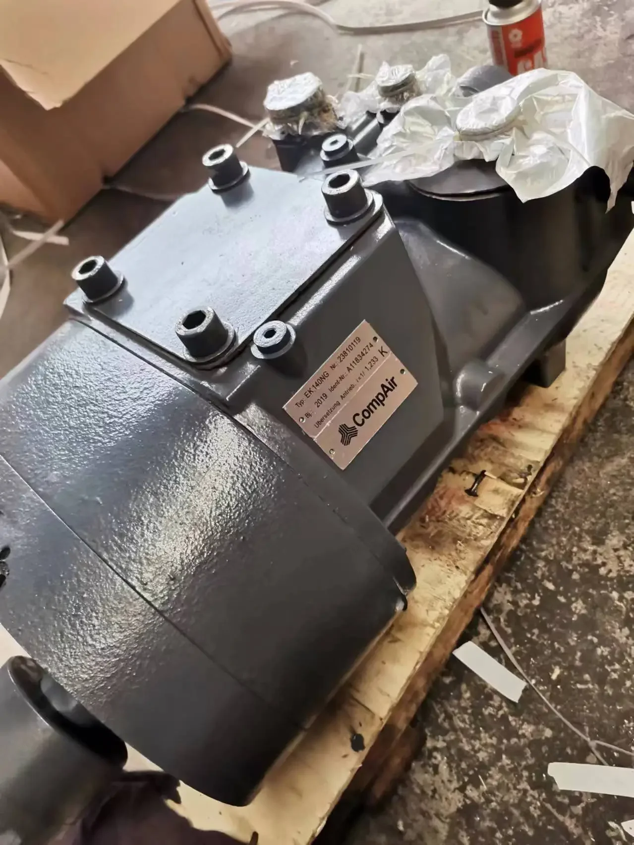 Air End EK140NG A11834174 A11834274 air Compressor Spare Parts Host Industrial air Compressor Parts Factory Direct Sales - Image 2