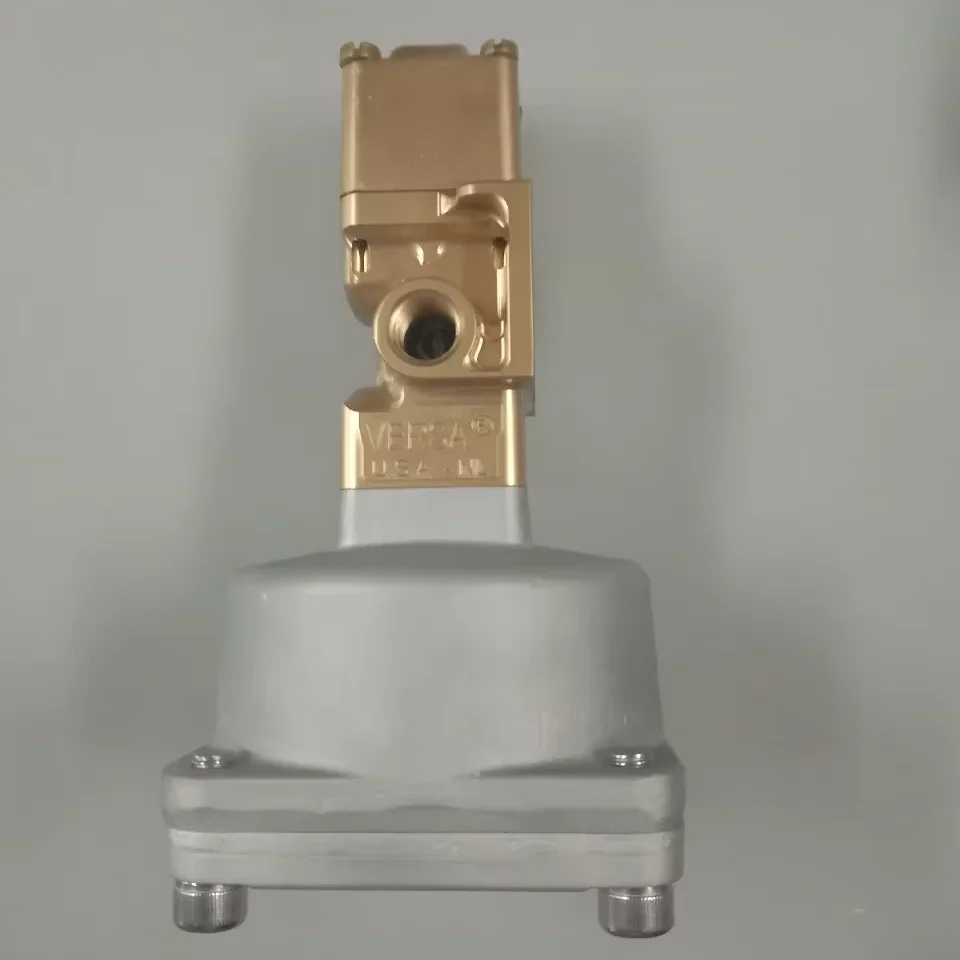 Pneumatic Relief Valve 90AR1082 Gardner Denver air Compressor Spare Parts   High Quality