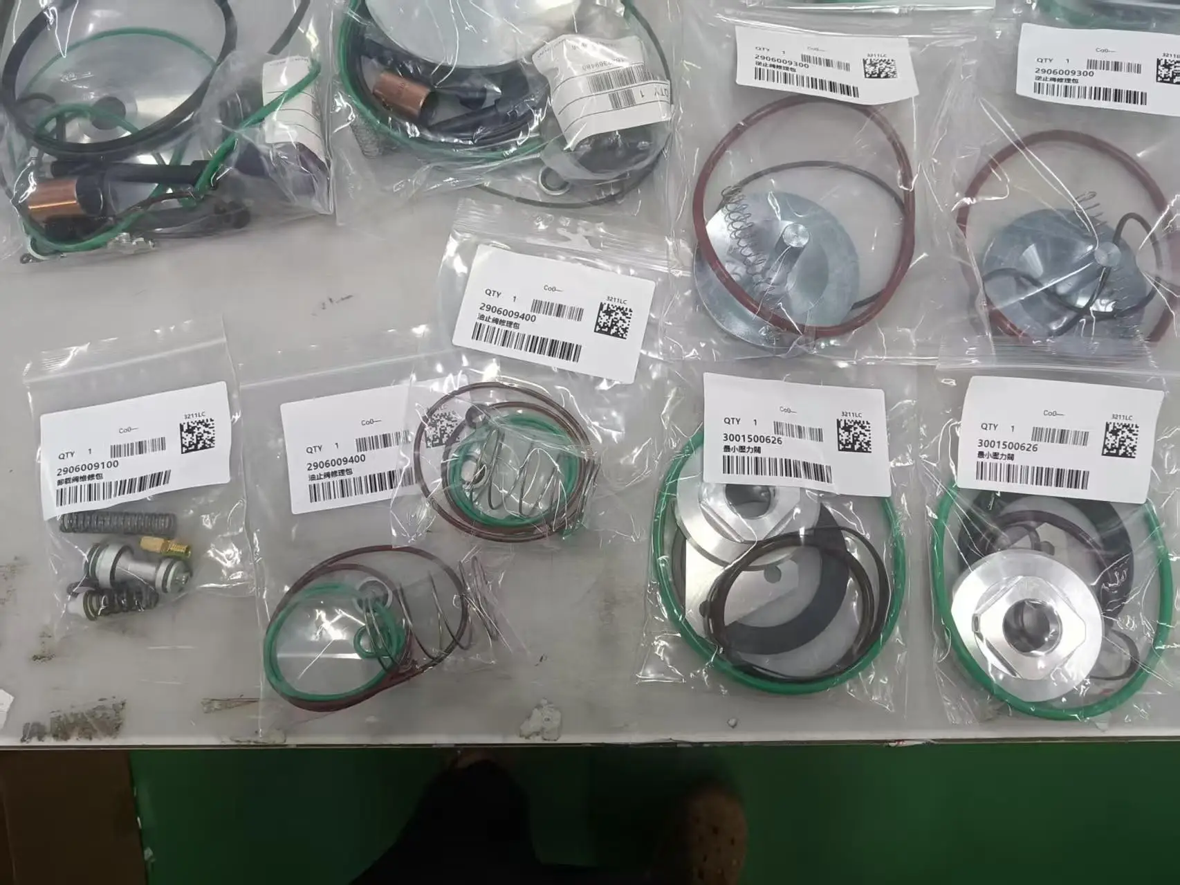 2205529371 Repair Kits One-stop Sale of Industrial air Compressor parts Manufacturer Customization Accepted Whole Sales - Image 4