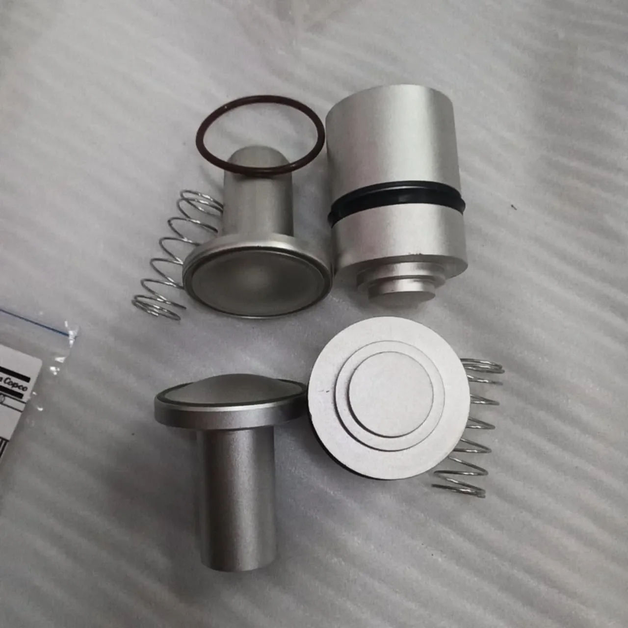 2205490598 Minimum Pressure Valve Maintenance Kits One-stop Sale of Industrial air Compressor Parts Customization