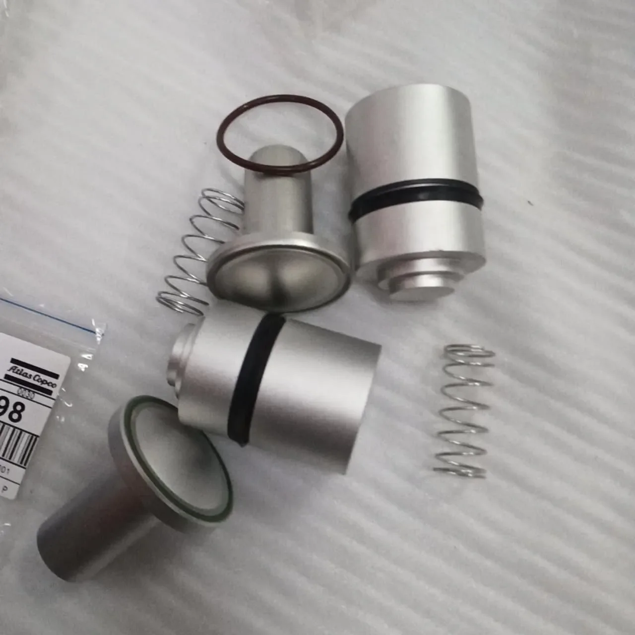 2205490598 Minimum Pressure Valve Maintenance Kits One-stop Sale of Industrial air Compressor Parts Customization - Image 2
