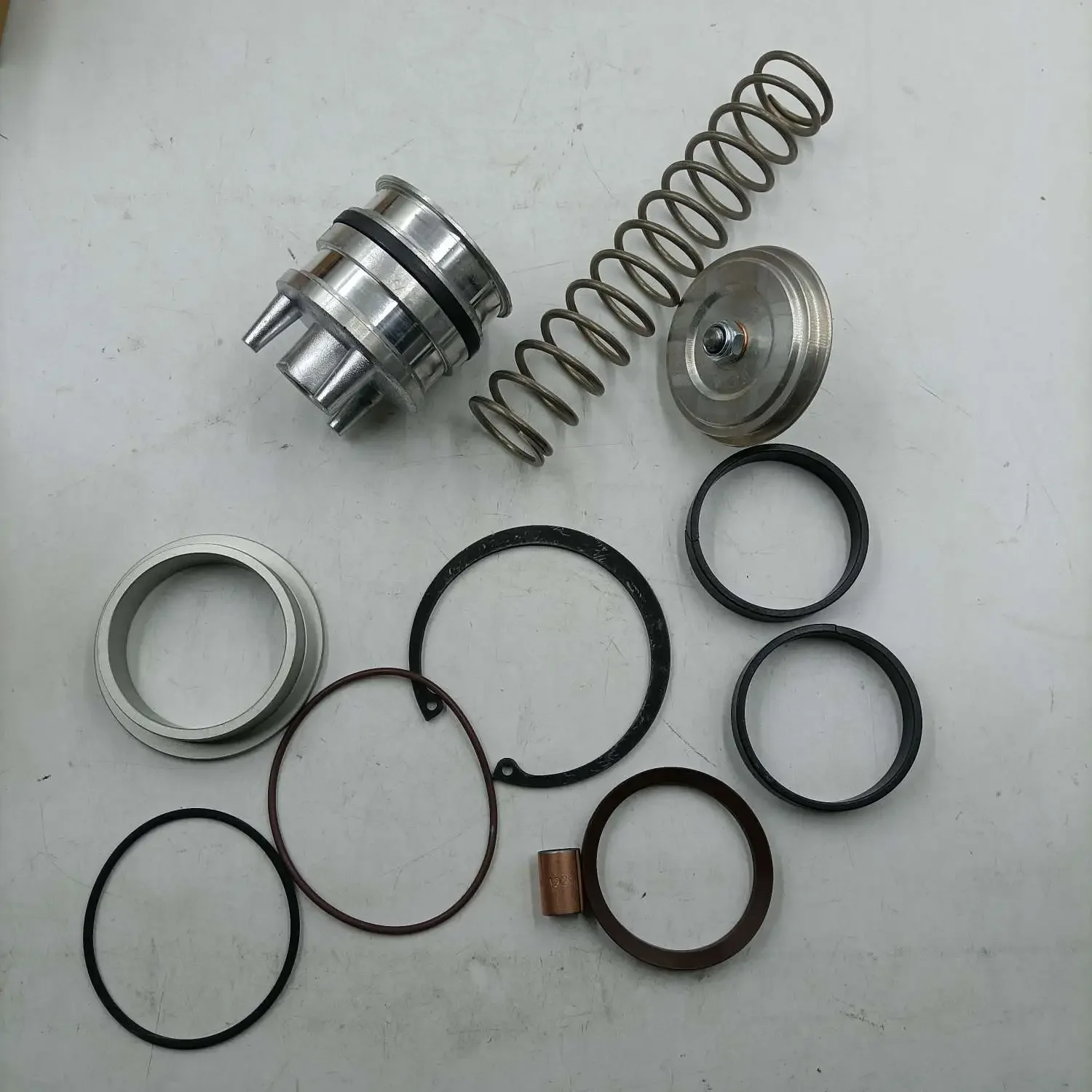 89808639 55-75kw Minimum Pressure Valve Maintenance Kits One-stop Sale of Industrial air Compressor Parts Whole Sales - Image 3