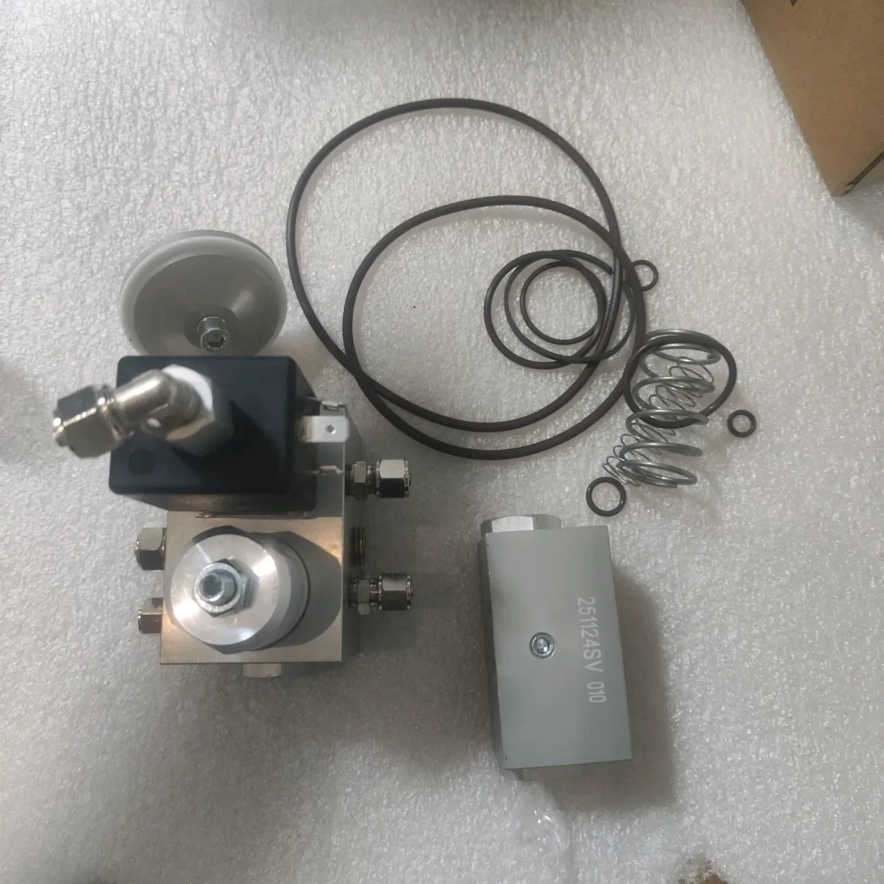 2605699220 Genuine air Intake Valve Repair Kits One-stop Sale of Industrial air Compressor Parts Customization - Image 3