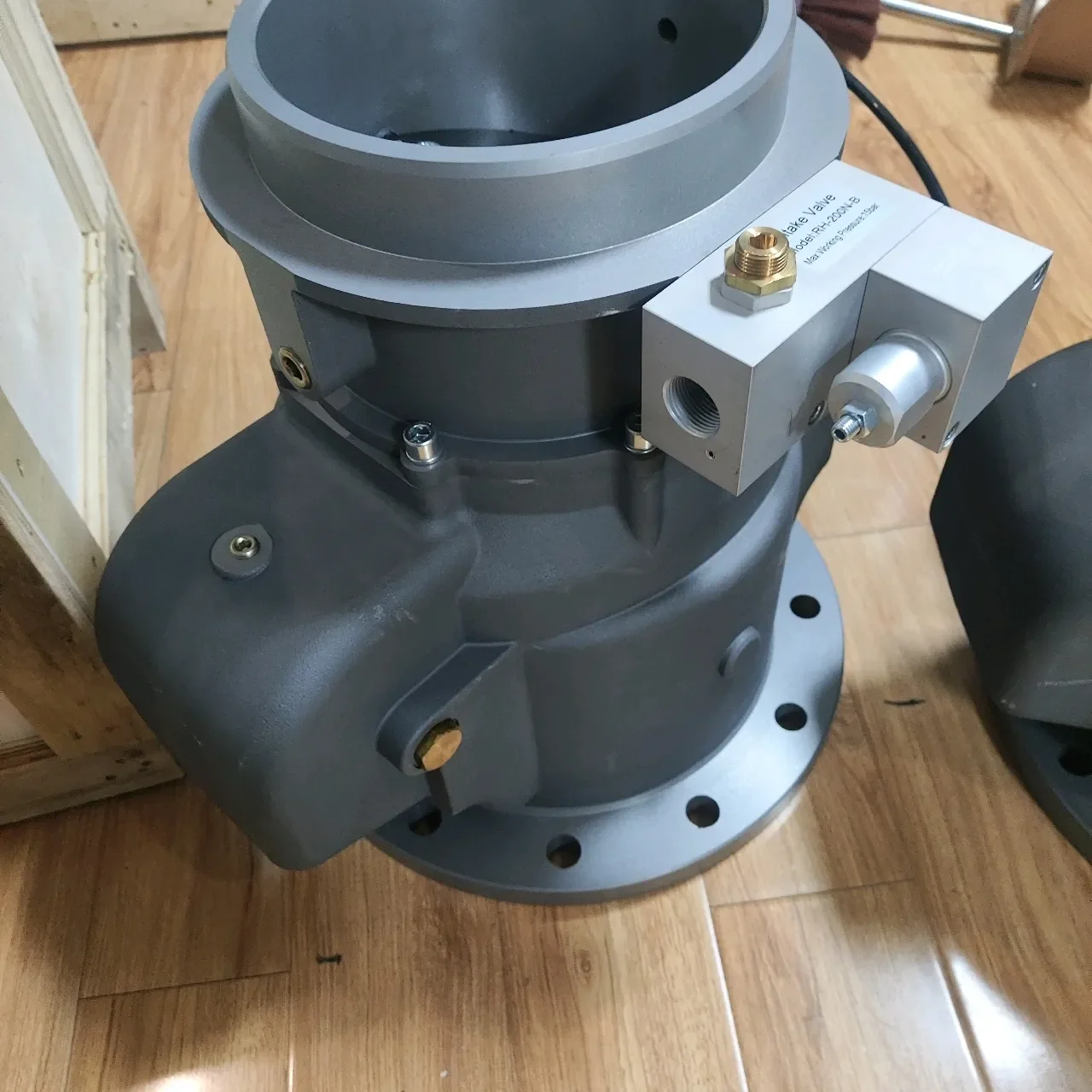 RH-200N-B-RSF Intake Valve Assembly of Industrial air Compressor Parts of Factory Direct Sales - Image 4
