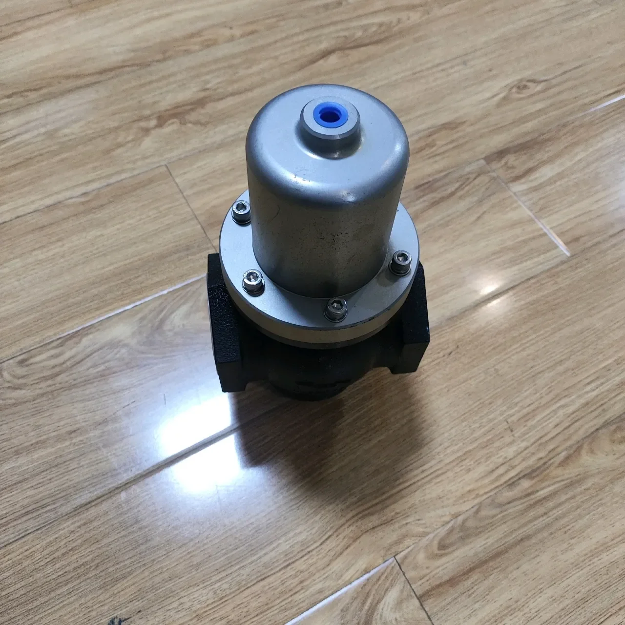 88291011-889 016742 Fuel Shutoff Valve Assembly Industrial air Compressor Parts Factory Direct Sales - Image 2