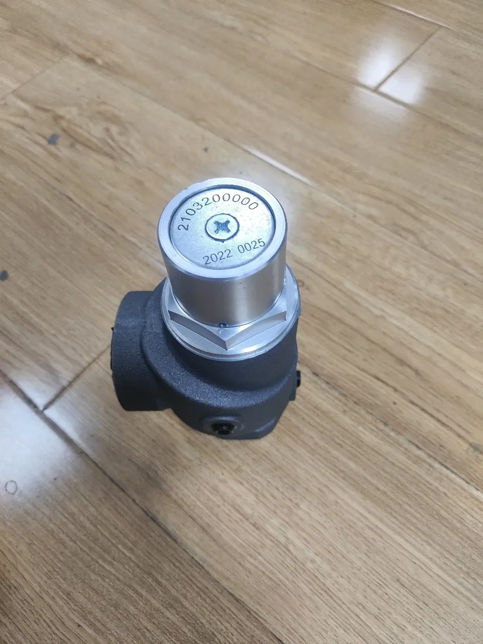 1625166230 OEM Minimum Pressure Valve Industrial air Compressor Parts Factory Direct Sales - Image 3