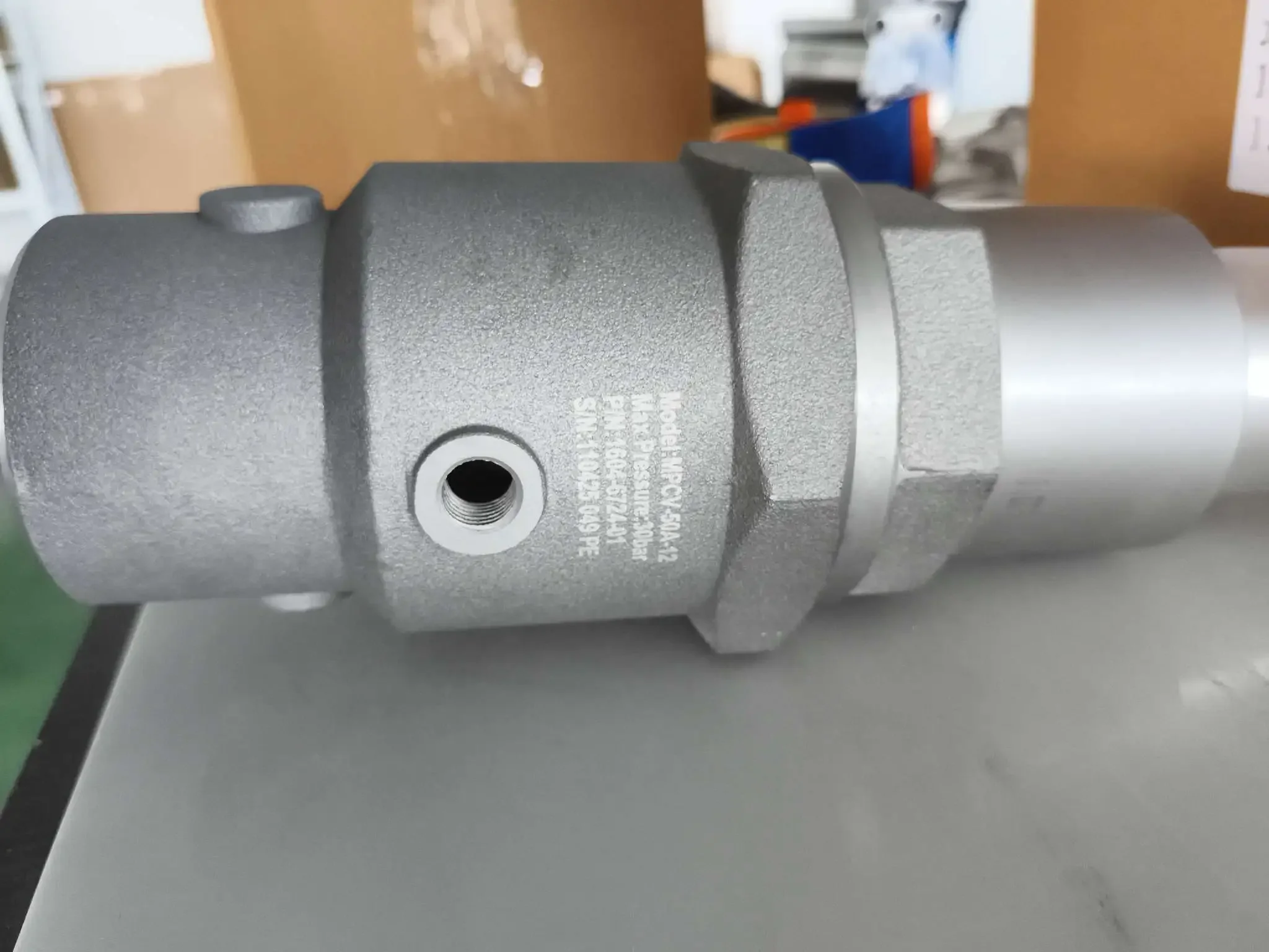 1092049977 1604672401 Minimum Pressure Valve 1604672981 Universal 1604672401 Industrial air Compressor Parts Factory Sales - Image 3