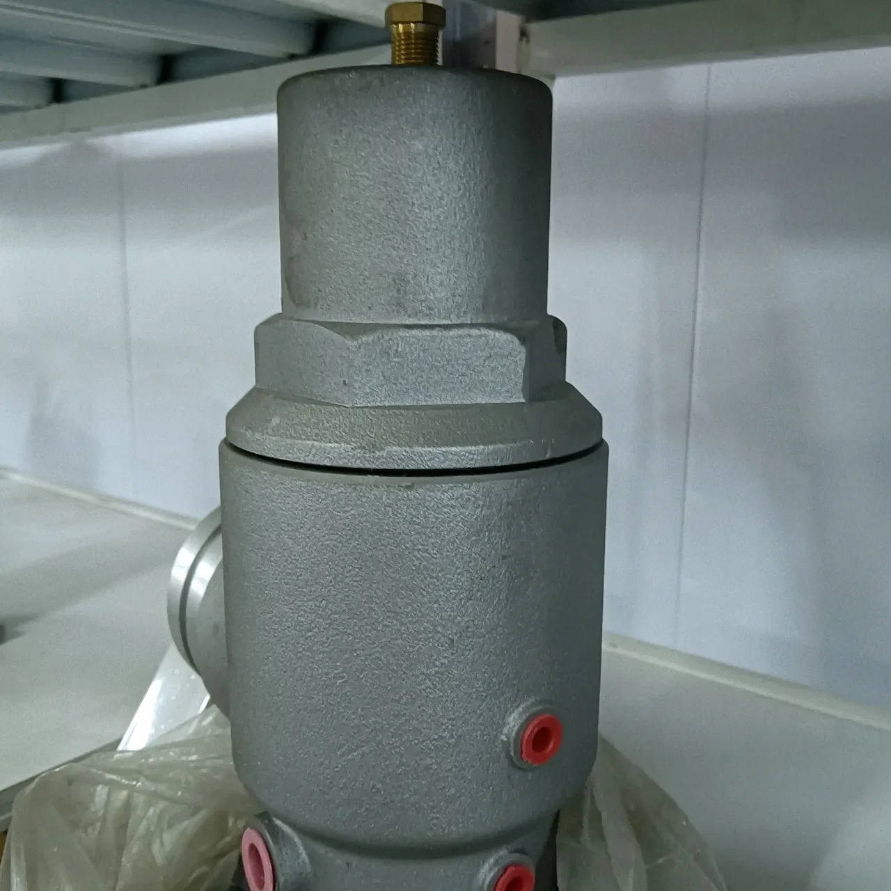 A11513474 =100014900 Minimum Pressure Valve Industrial air Compressor Parts Factory Direct Sales - Image 5