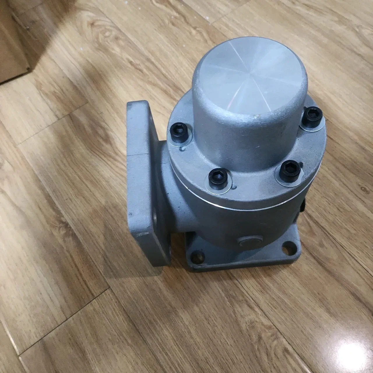 88298000-379 Minimum Pressure Valve Industrial air Compressor Parts Factory Direct Sales - Image 2