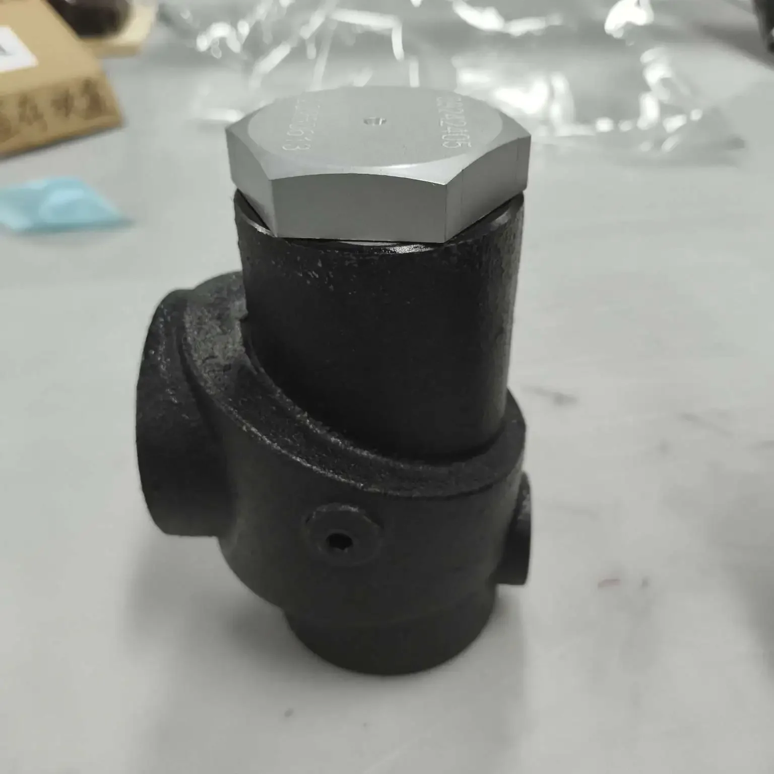 89242405 Minimum Pressure Valve Industrial air Compressor Parts Factory Direct Sales