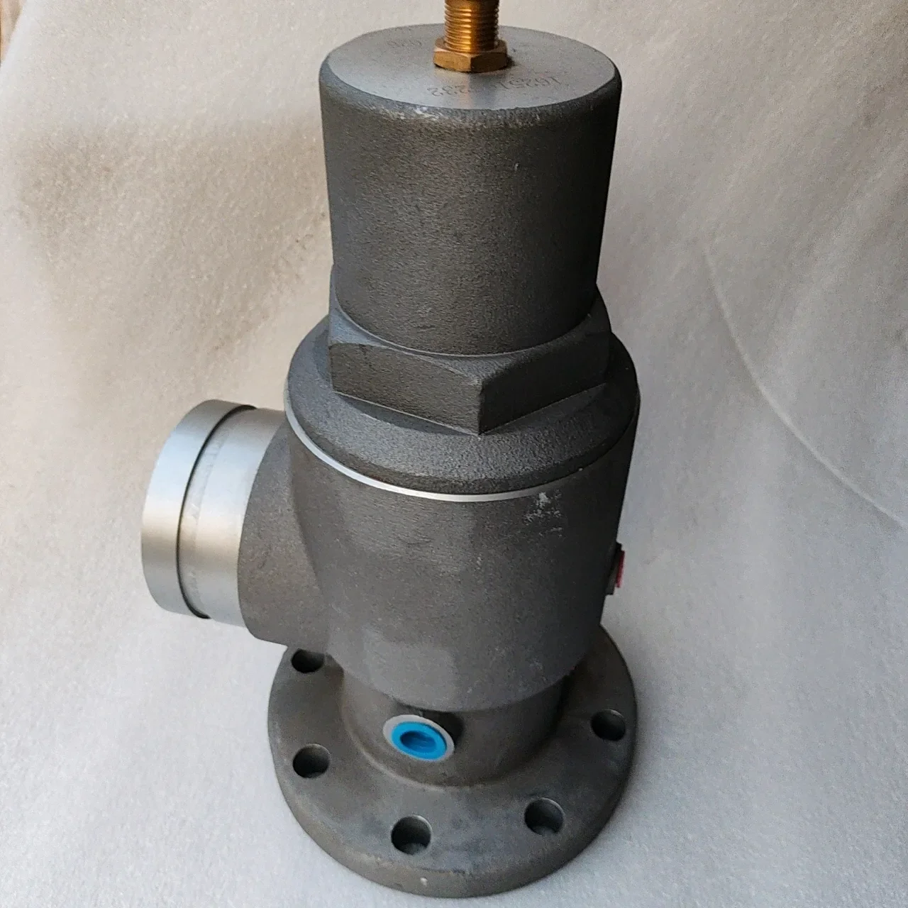 QX101283 QX101907 Minimum Pressure Valve Industrial air Compressor Parts Factory Direct Sales - Image 3