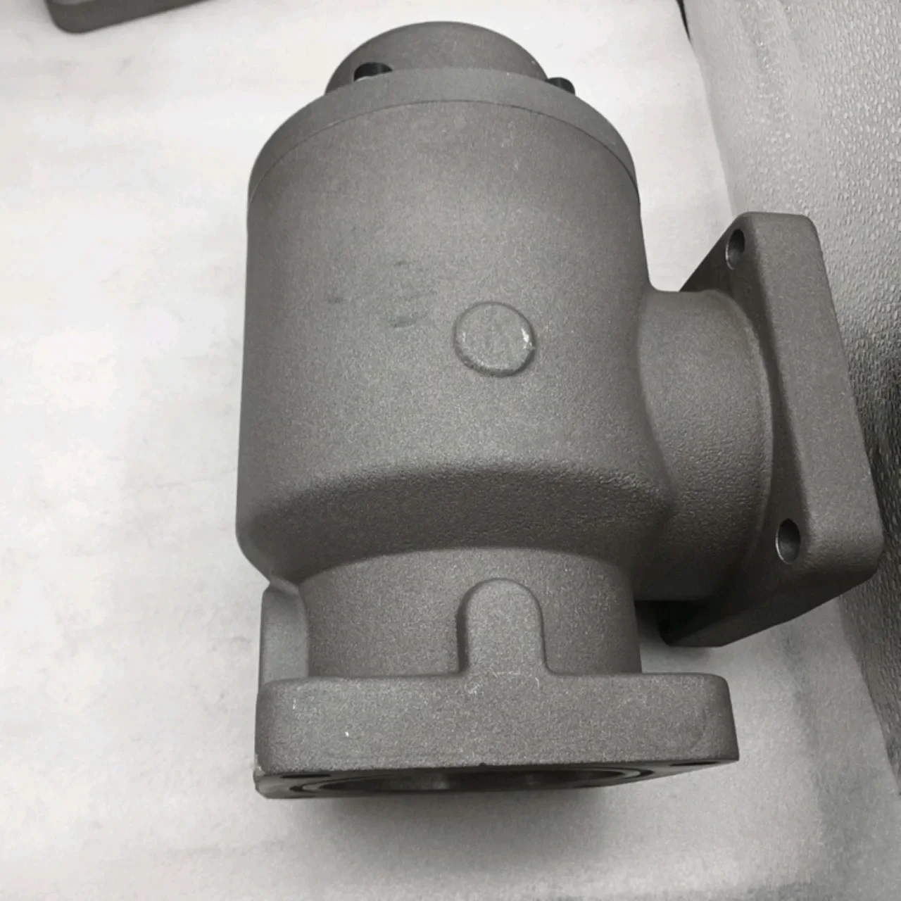 200EBM527 QX102801 Minimum Pressure Valve Industrial air Compressor Parts Factory Direct Sales - Image 3